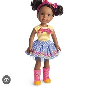 Wellie Wisher Kendall MEET OUTFIT